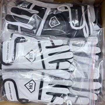 NEW IN! Diamond Hide Short Cuff Goatskin Batting Glove